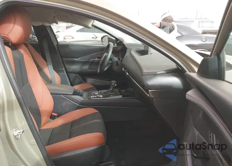 2025 Mazda Cx-30 2.5 Carbon Turbo z USA, uszkodzony, nr VIN 3MVDMBXY7SM850171